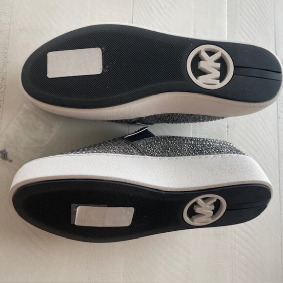 MICHAEL KORS TRENT GLITTER-CHAIN MESH SLIP-ON SNEAKERS BLACK/SILVER 6.5 M NWOB - Picture 7 of 11